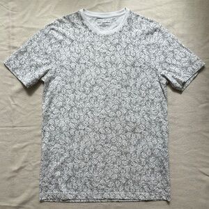 Karl Lagerfeld pristine t-shirt M white with prints